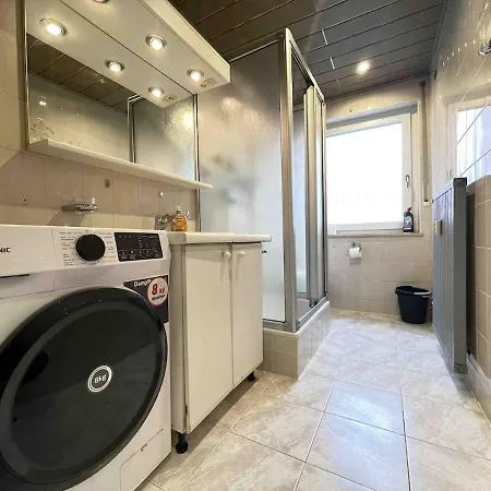 Sad155 Moderne Monteurwohnung